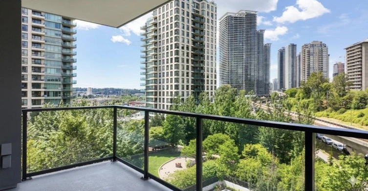 2135 Springer Avenue, Burnaby, BC, V5B 2Z6 - 11