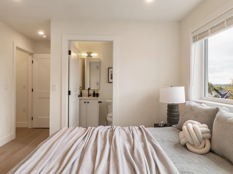 2049 E 4th Avenue, Vancouver, BC, V5N 1K5 - 26