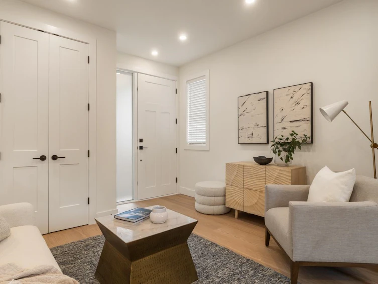 2049 E 4th Avenue, Vancouver, BC, V5N 1K5 - 7