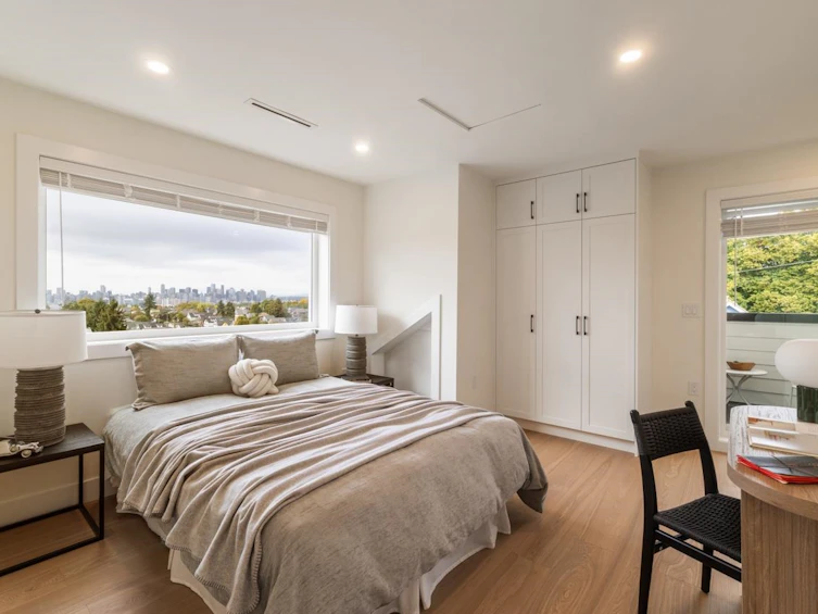 2049 E 4th Avenue, Vancouver, BC, V5N 1K5 - 22