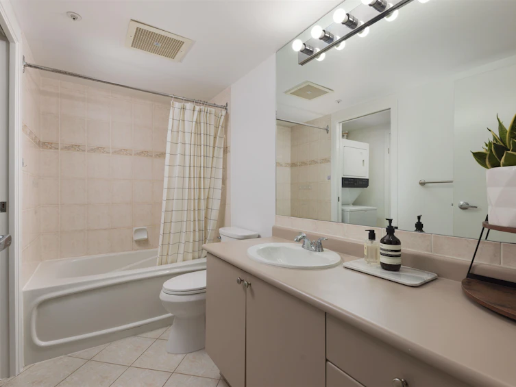 1207-1277 Nelson Street, Vancouver, BC, V6E 4M8 - 22