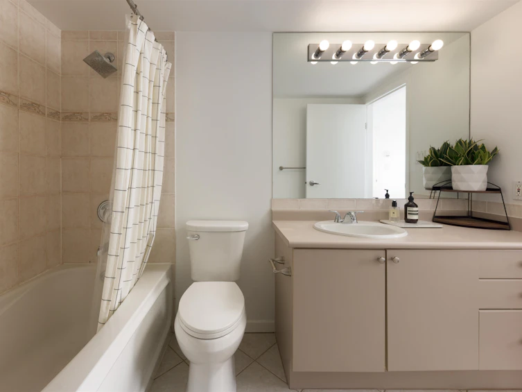 1207-1277 Nelson Street, Vancouver, BC, V6E 4M8 - 23