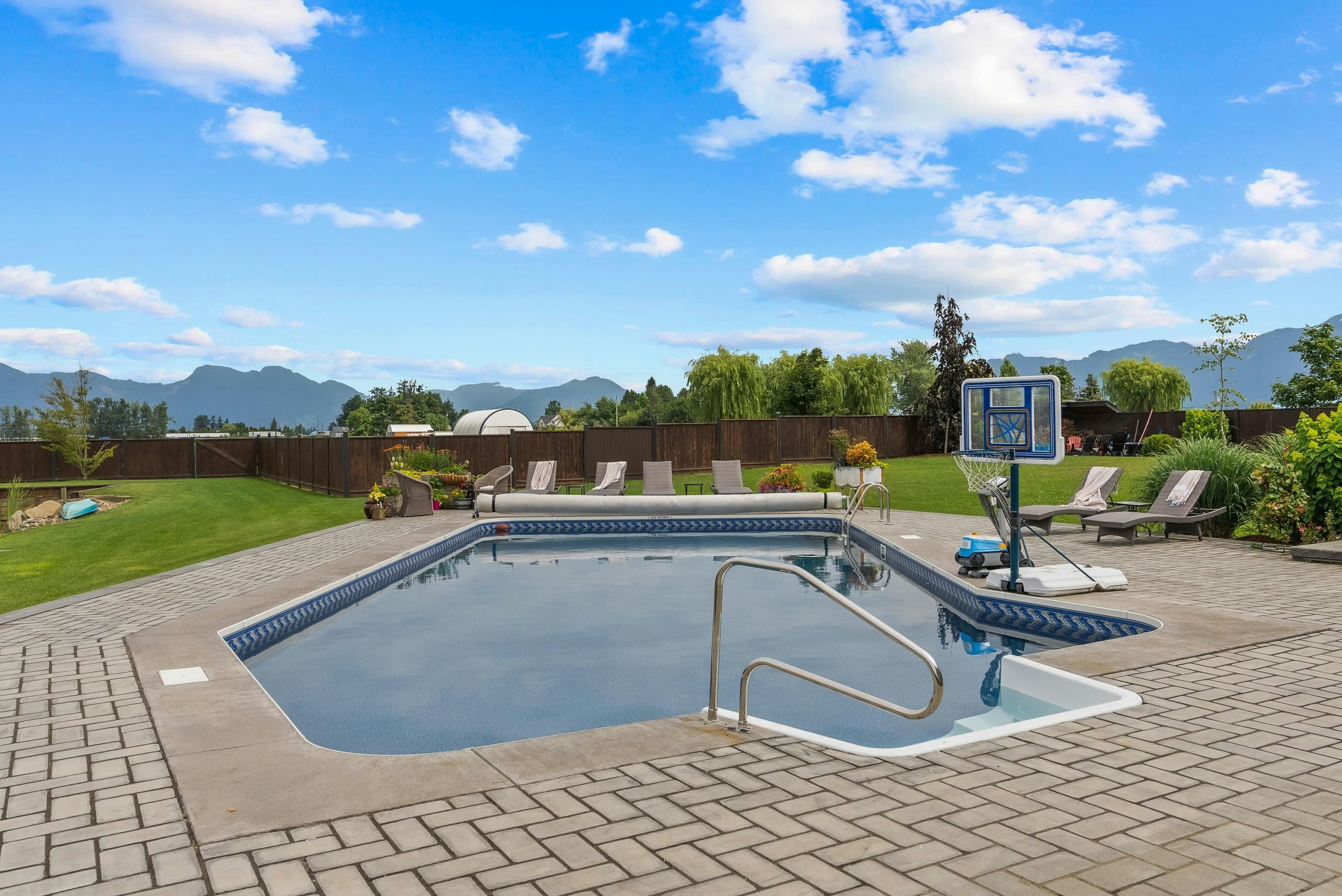 49517 Prairie Central Road, Chilliwack, BC, V2P 6H3 - 27