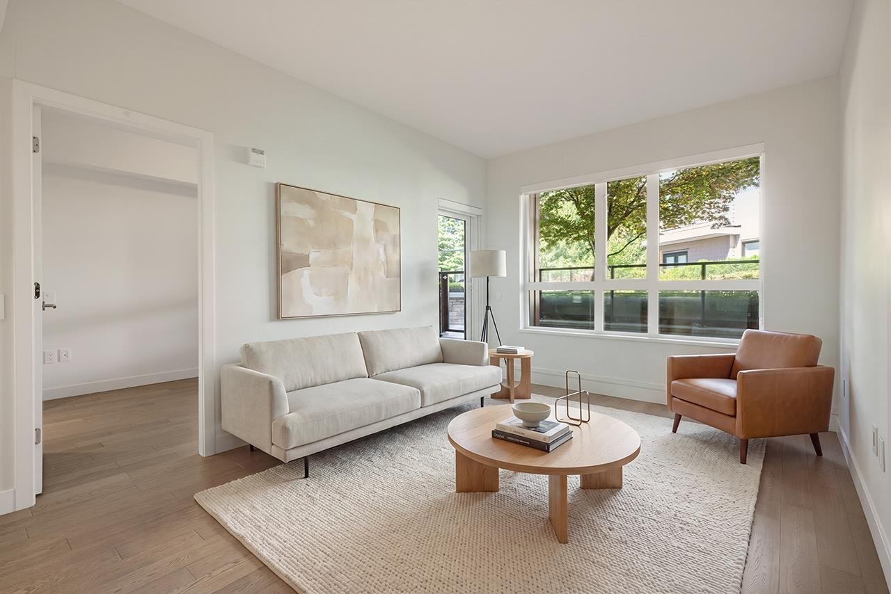 218-3220 Connaught Crescent, North Vancouver, BC, V7R 0A5