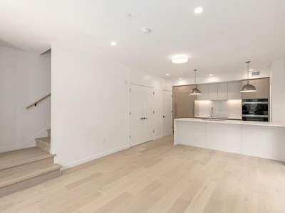 4803 Laurel Street - 3