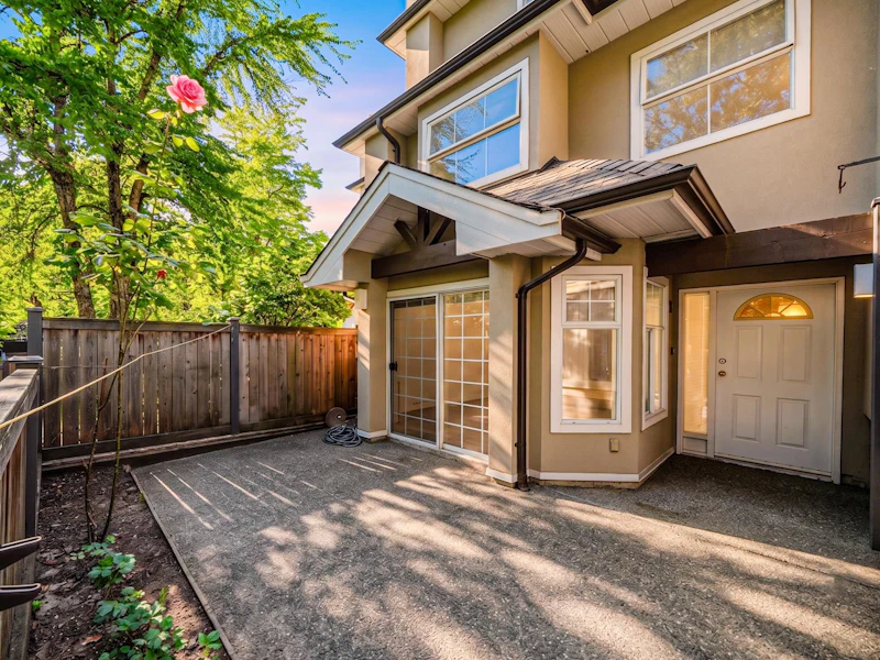 26 - 7175 17th Avenue, Burnaby BC V3N 1K8