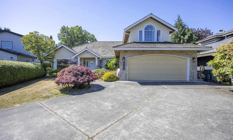 4368 Craigflower Drive