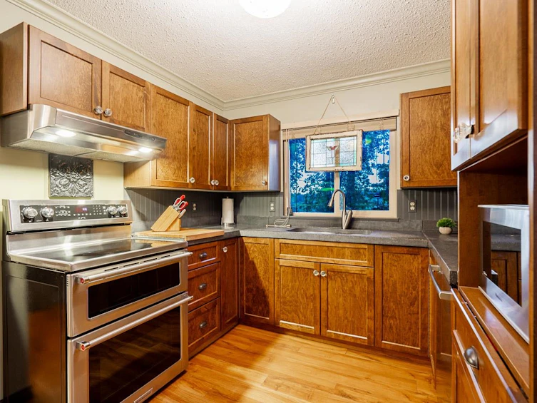 26586 33 Avenue, Langley, BC, V4W 3G2 - 11