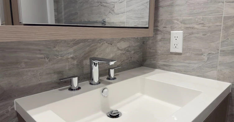 4**-6608 Sussex Avenue Avenue, Burnaby, BC, V5C 0L9 - 21