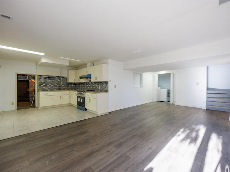 5242 Station Road, Surrey, BC, V3X 3C4 - 37