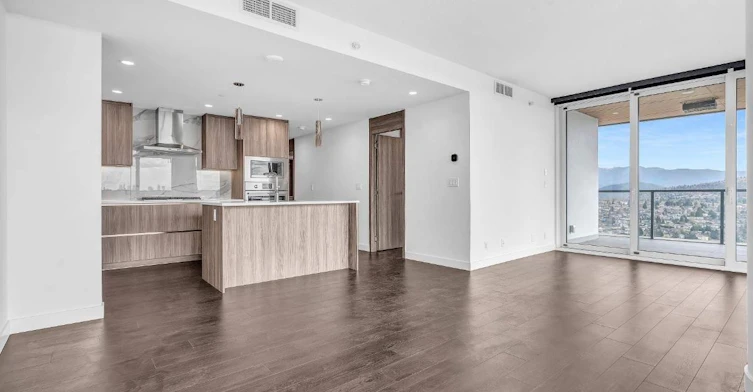 5303-4880 Lougheed Highway, Burnaby, BC, V5C 0N1 - 2