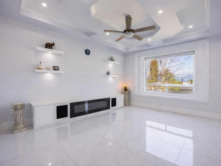 5001 Dover Street, Burnaby, BC, V5H 1R4 - 11