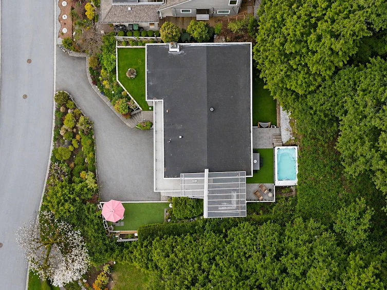 668 Alpine Court, North Vancouver, BC, V7R 2L8 - 31