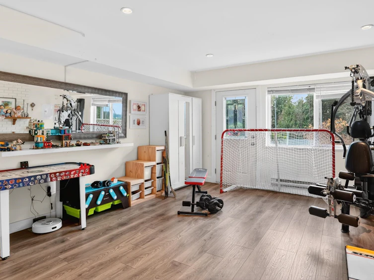 668 Alpine Court, North Vancouver, BC, V7R 2L8 - 22