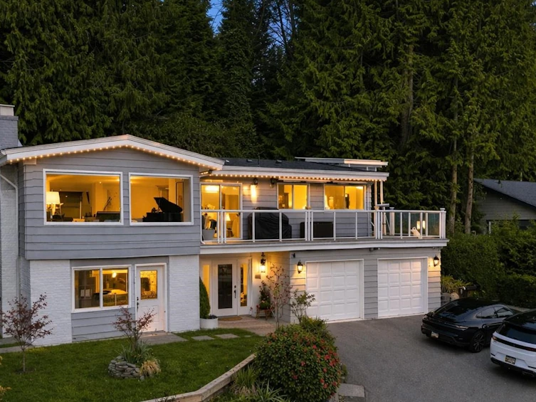668 Alpine Court, North Vancouver, BC, V7R 2L8 - 6