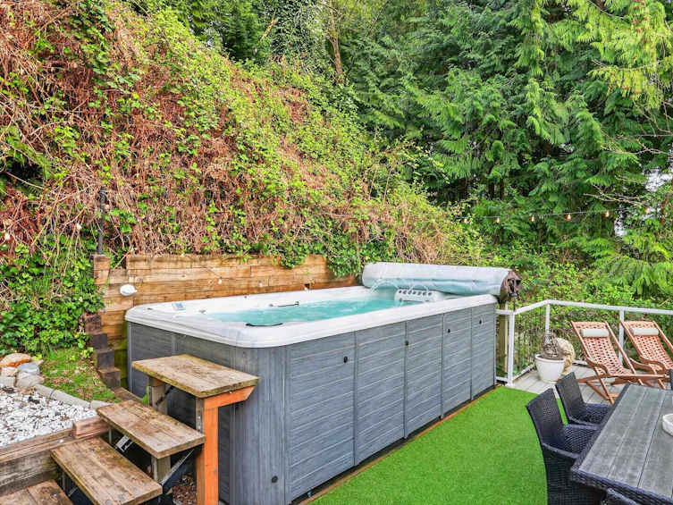 668 Alpine Court, North Vancouver, BC, V7R 2L8 - 27