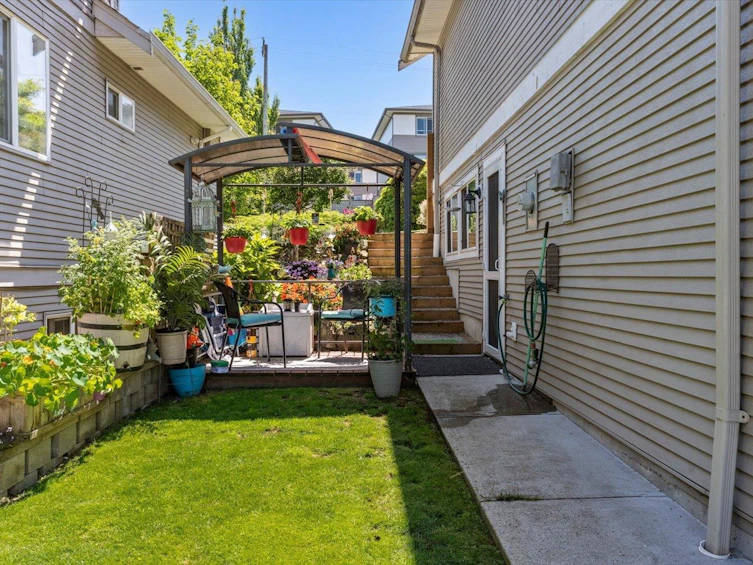 34251 King Road, Abbotsford, BC, V2S 7N2 - 33