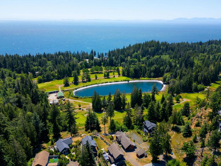 931 Fairway Lane, Bowen Island, BC, V0N 1G2 - 10