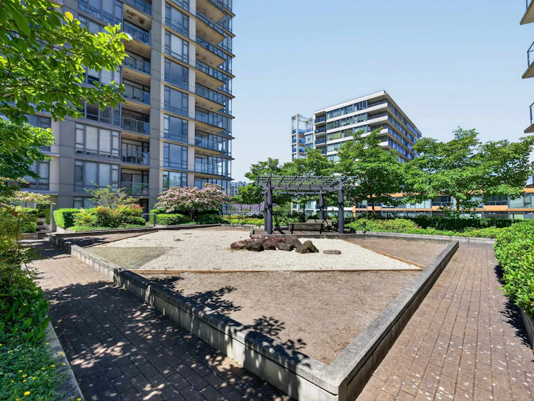 202-7362 Elmbridge Way, Richmond, BC, V6X 0A6 - 22