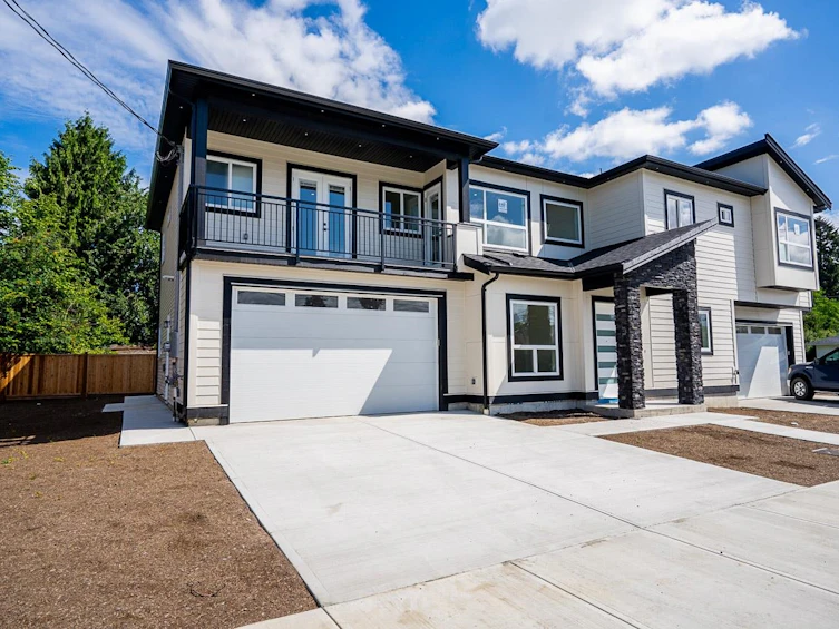 A-45945 Lewis Avenue, Chilliwack, BC, V2P 3C3 - 3