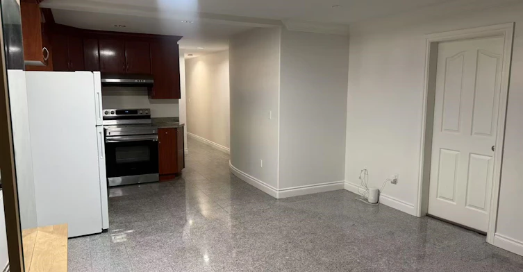 BSMT-16433 93b Avenue, Surrey, BC, V4N 5S3 - 3