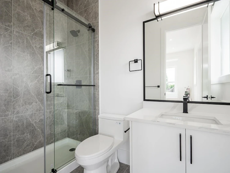 B-45945 Lewis Avenue, Chilliwack, BC, V2P 3C3 - 21