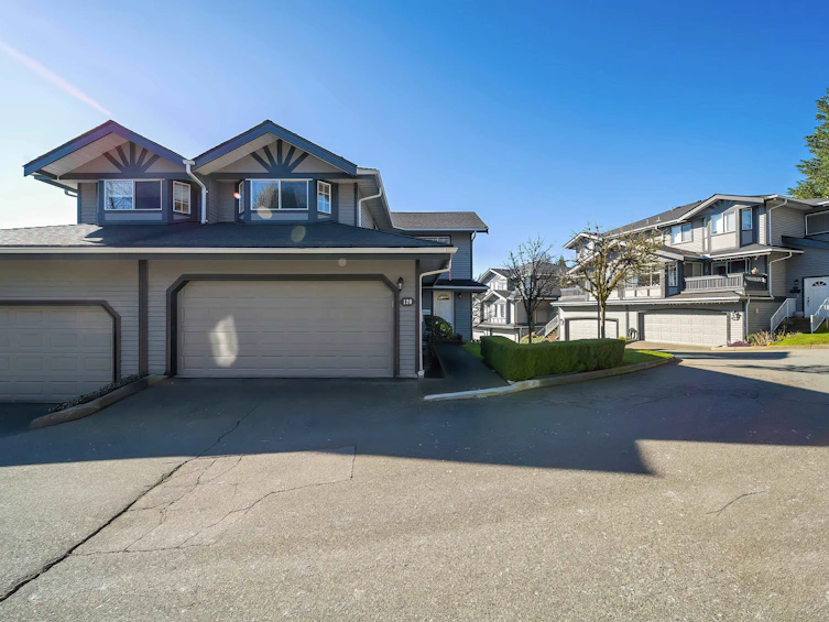 120-1685 Pinetree Way, Coquitlam, BC, V3E 3A1