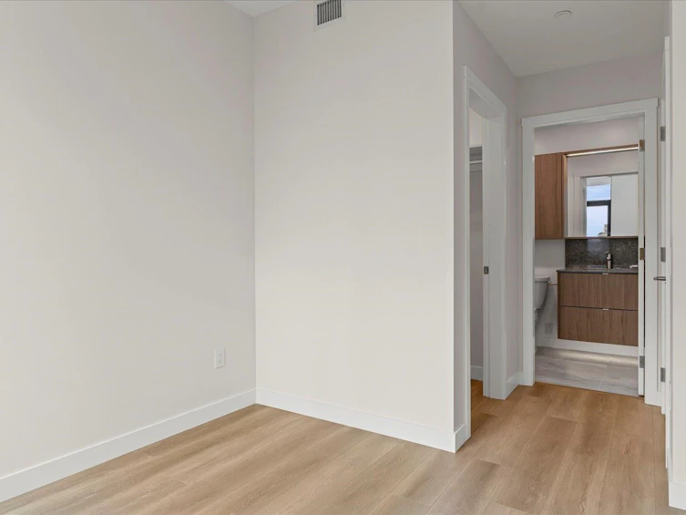 2010-626 Claremont Street, Coquitlam, BC, V3J 0T1 - 13