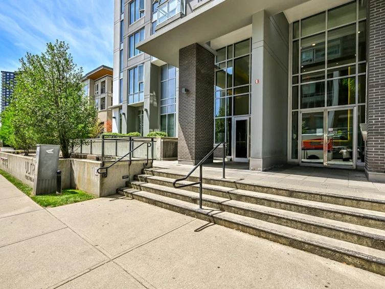 503-13325 102a Avenue, Surrey, BC, V3T 1P6 - 25