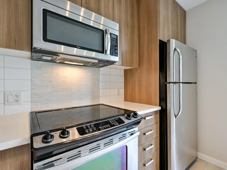 503-13325 102a Avenue, Surrey, BC, V3T 1P6 - 21