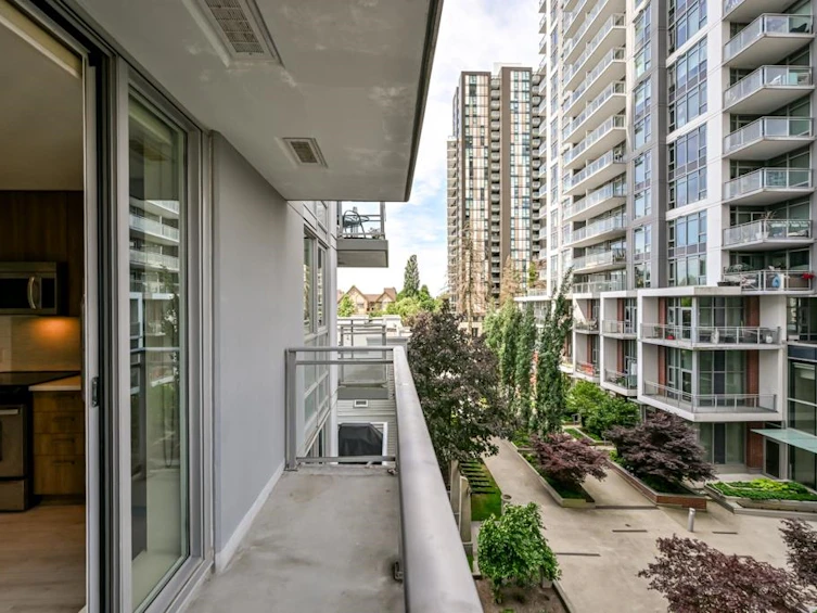 503-13325 102a Avenue, Surrey, BC, V3T 1P6 - 15