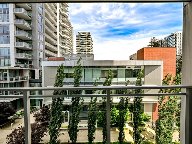 503-13325 102a Avenue, Surrey, BC, V3T 1P6 - 14