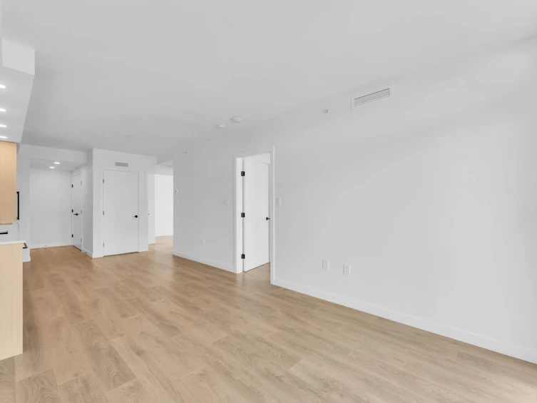 1111-13738 Central Avenue, Surrey, BC, V3T 0X5 - 15