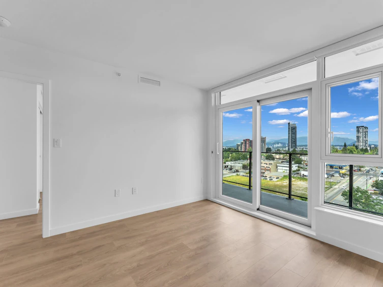 1111-13738 Central Avenue, Surrey, BC, V3T 0X5 - 8