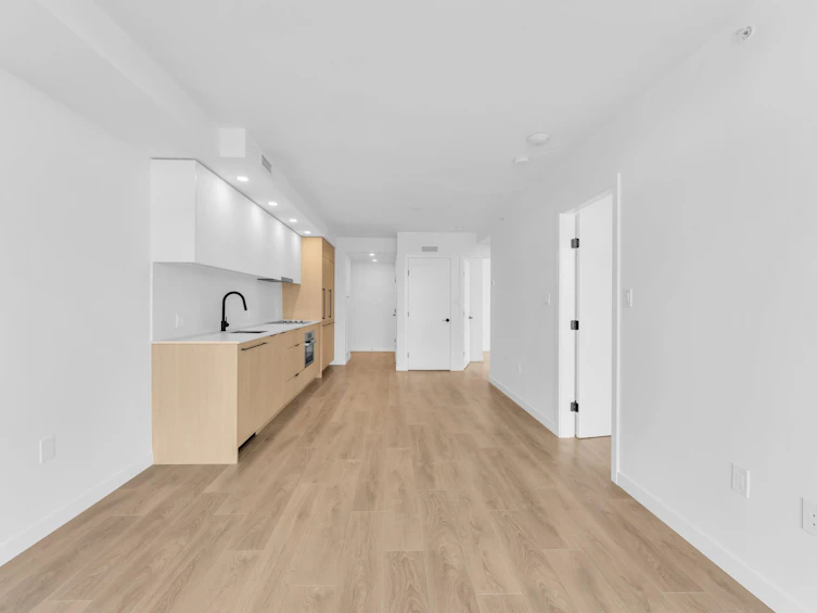 1111-13738 Central Avenue, Surrey, BC, V3T 0X5 - 16