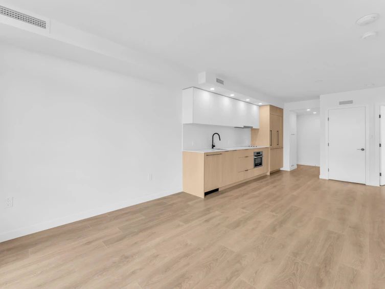 1111-13738 Central Avenue, Surrey, BC, V3T 0X5 - 17