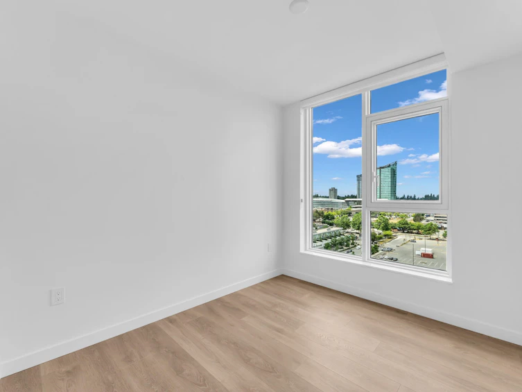 1111-13738 Central Avenue, Surrey, BC, V3T 0X5 - 9