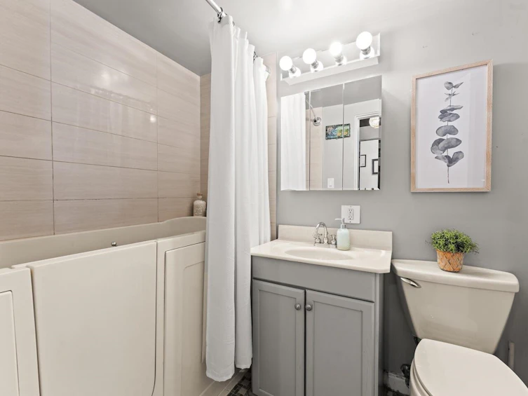304-1975 Pendrell Street, Vancouver, BC, V6G 1T6 - 15