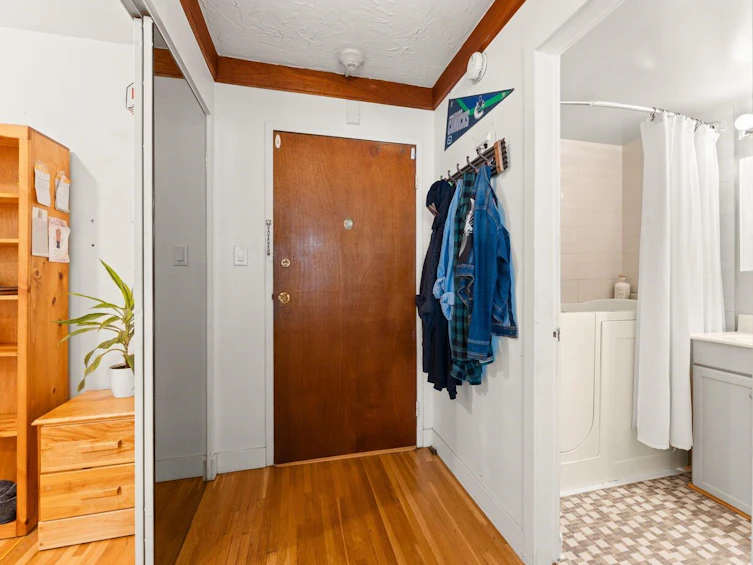 304-1975 Pendrell Street, Vancouver, BC, V6G 1T6 - 16