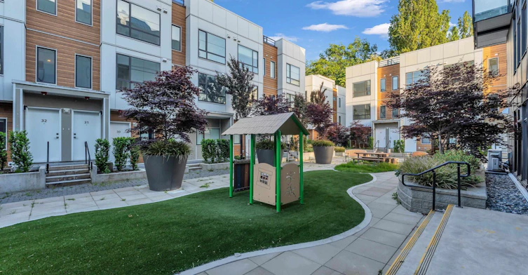 310-6338 King George Boulevard, Surrey, BC, V3X 0L5 - 26