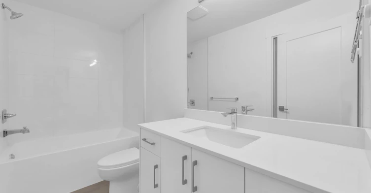 310-6338 King George Boulevard, Surrey, BC, V3X 0L5 - 10