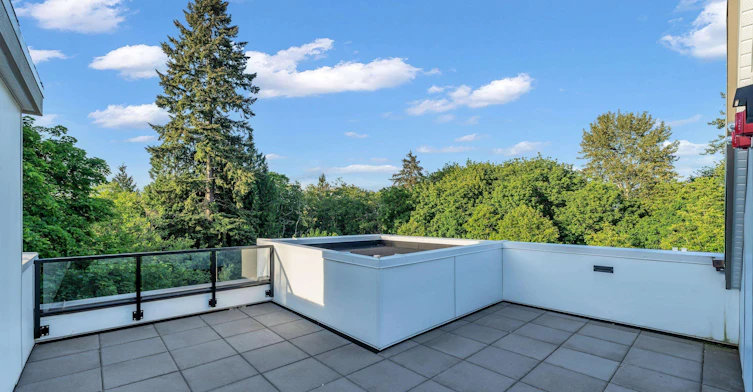 310-6338 King George Boulevard, Surrey, BC, V3X 0L5 - 23
