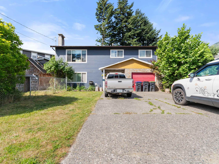 540 5th Avenue, Hope, BC, V0X 1L0