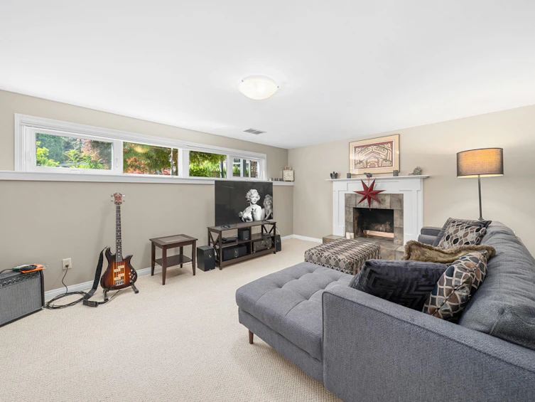 4368 Arundel Road, North Vancouver, BC, V7R 3T2 - 32