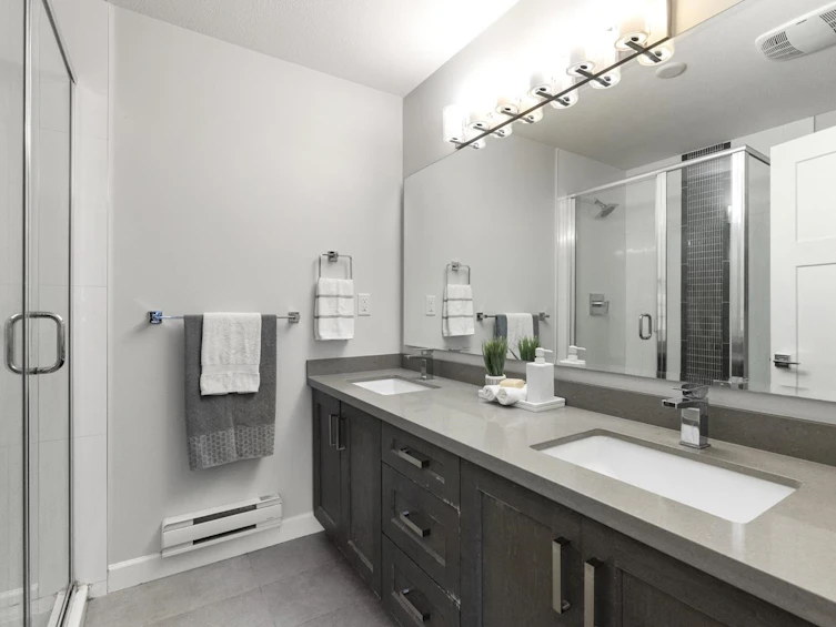 39-16127 87 Avenue, Surrey, BC, V4N 6R3 - 16