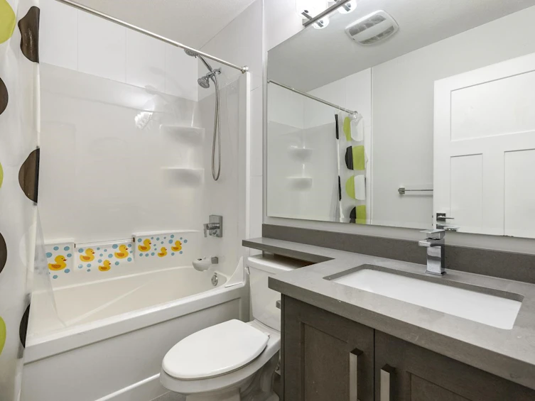39-16127 87 Avenue, Surrey, BC, V4N 6R3 - 23