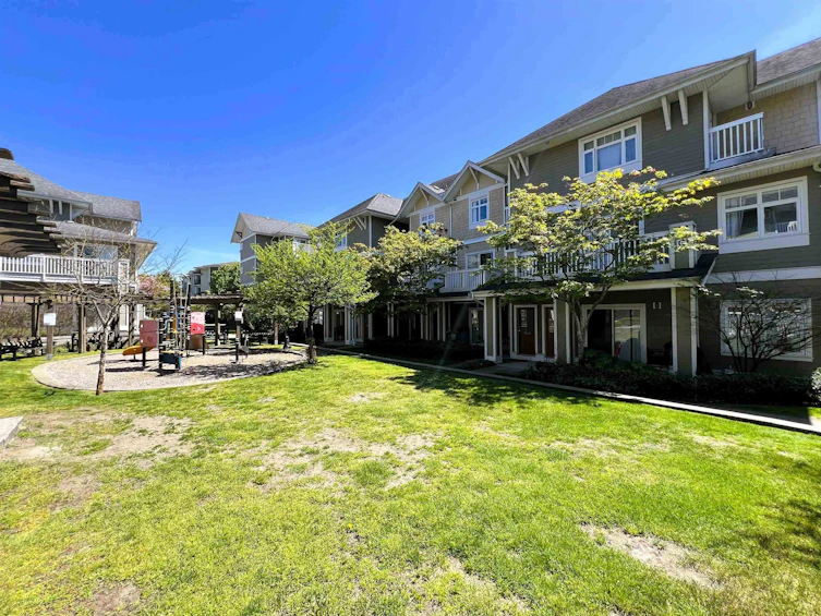 157-7388 Macpherson Avenue, Burnaby, BC, V5J 0A1 - 24