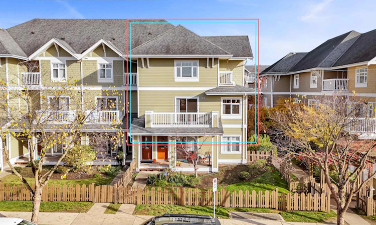 157-7388 Macpherson Avenue