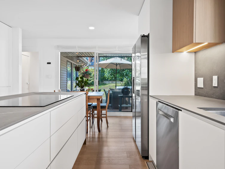 6422 Douglas Street, West Vancouver, BC, V7W 2G2 - 13