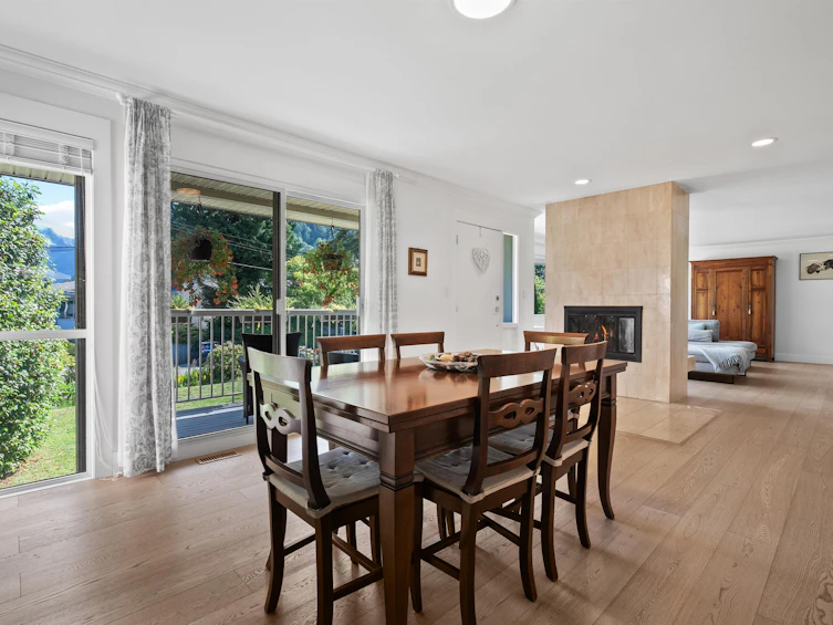 6422 Douglas Street, West Vancouver, BC, V7W 2G2 - 10